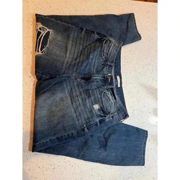So curvy mom jeans Highrise distressed size 11 30 in waist - Picture 6 of 6